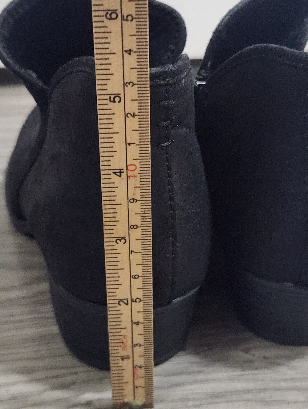 Time and Tru Black Faux Suede Ankle Boots Side Zip Block Heel Size 10 - Picture 11 of 11